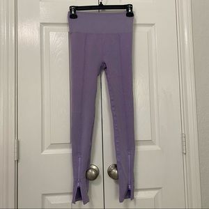 Fabletics Purple Ribbed Small Leggings